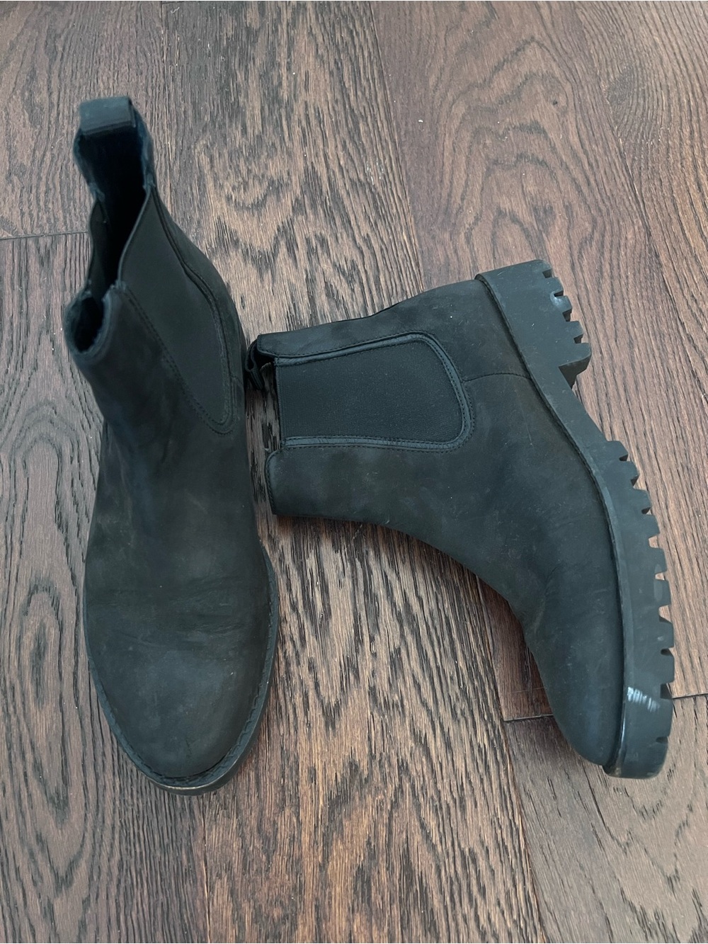 Thursday Boot Co Black Chelsea Boots Women’s Size 10 Damaged